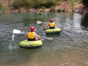 Descensos en canoa y rafting en Cofrentes